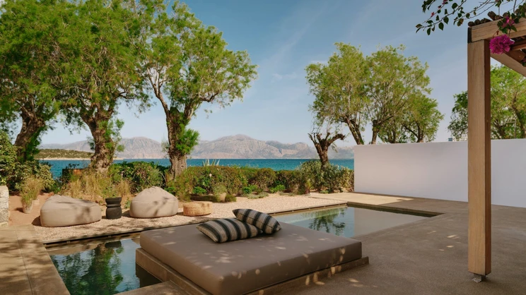 Minos Beach Art Hotel